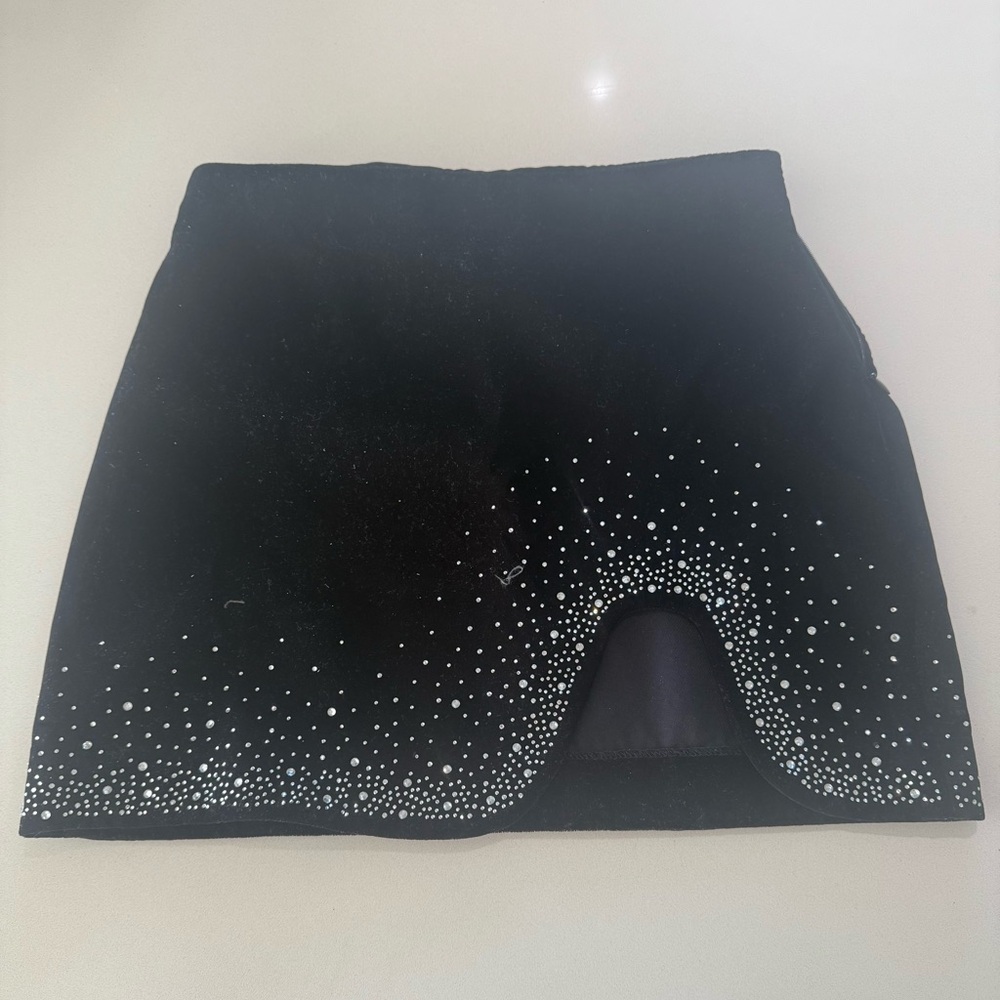 Zara Black Sequin Mini Skirt for Cocktail Nights